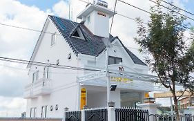 S Villa Hotel